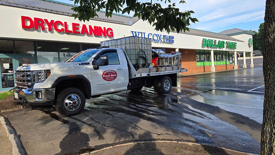truck company on work site